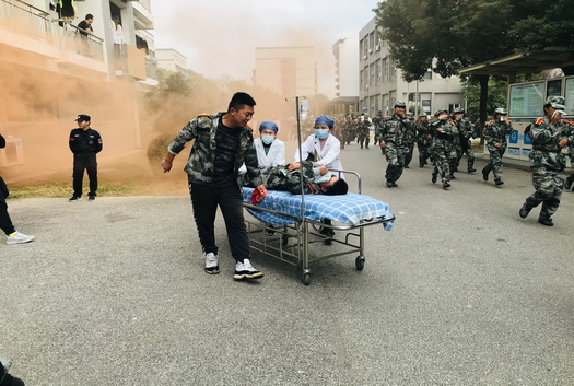 消防進軍訓5.jpg